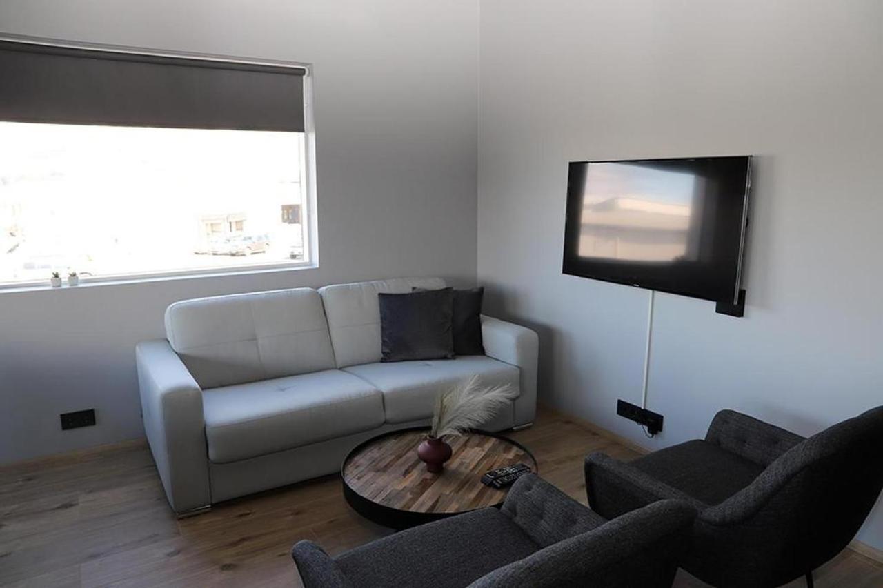 North Apartments Suites อาคูเรย์รี ภายนอก รูปภาพ